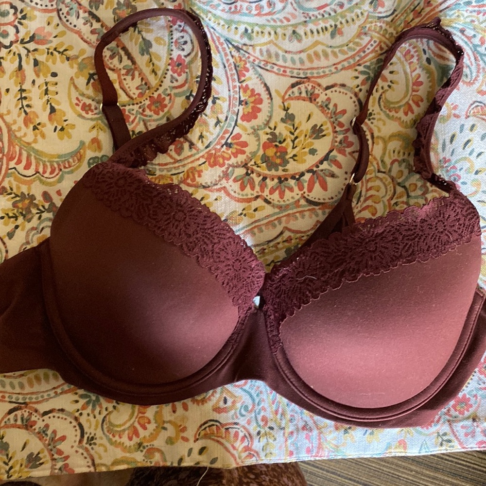 Aerie bra, only worn 2-3 times, almost brand new